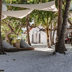 Stone Hotels Dhiffushi
