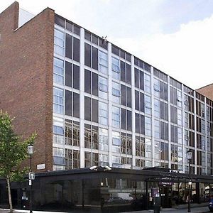 Premier Inn London Kensington